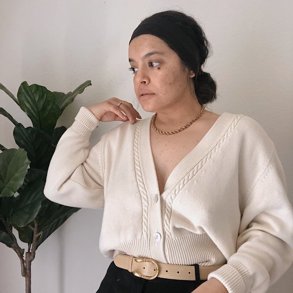 Meet Your Posher, Araceli! - Picture 6 of 7